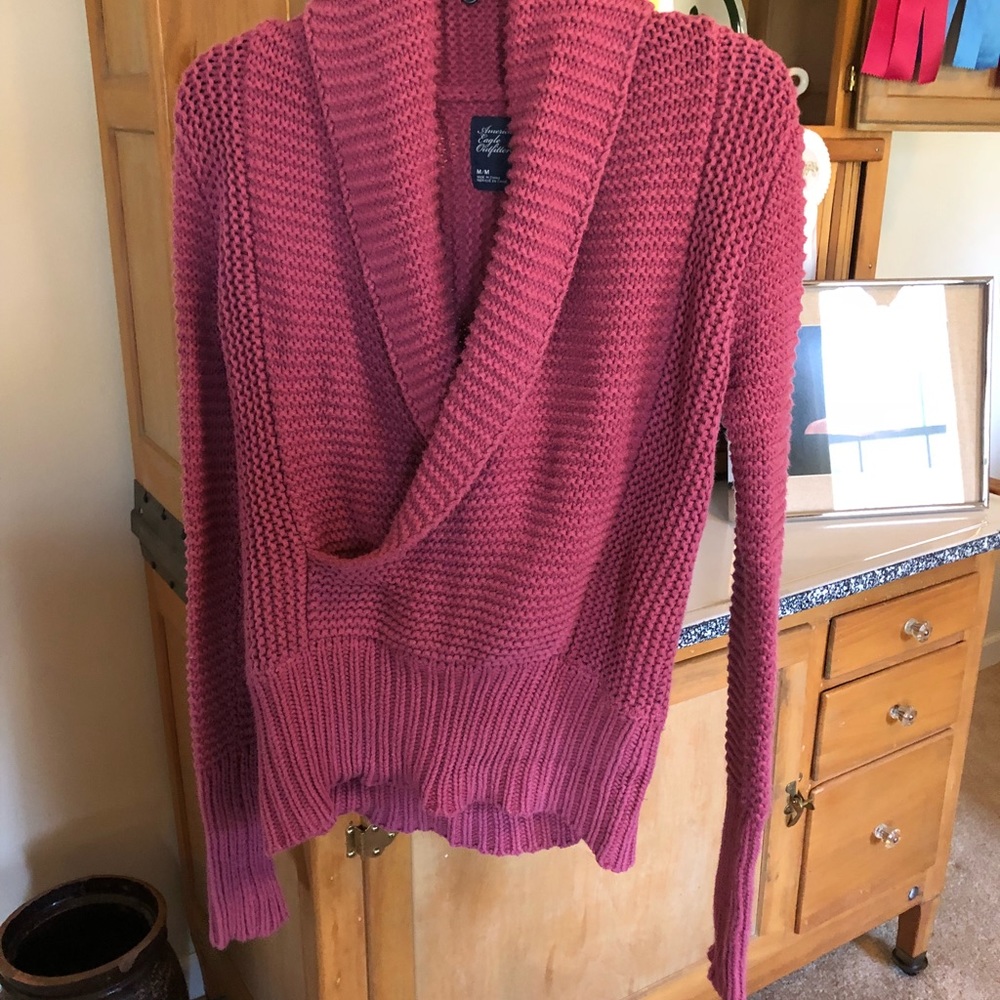 American Eagle Sweater